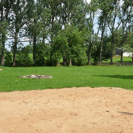 Хостел Teichcamp Grosshartmannsdorf Екстер'єр фото