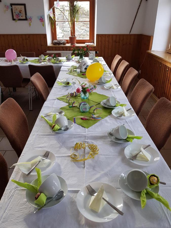Хостел Teichcamp Grosshartmannsdorf Екстер'єр фото